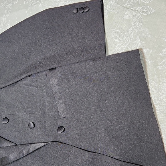 Noir Formal Jacket - Picture 3 of 13